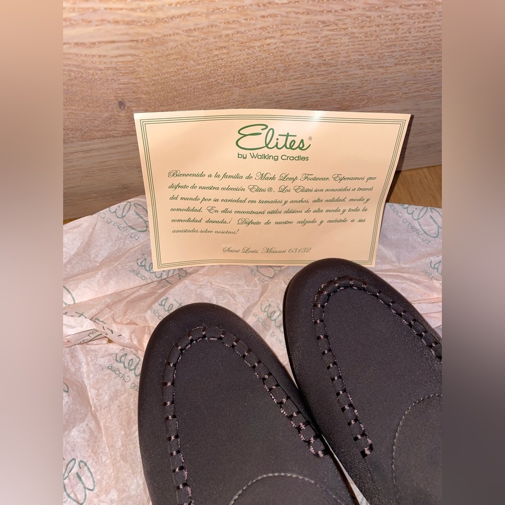 Shoes - Picture 3 of 10